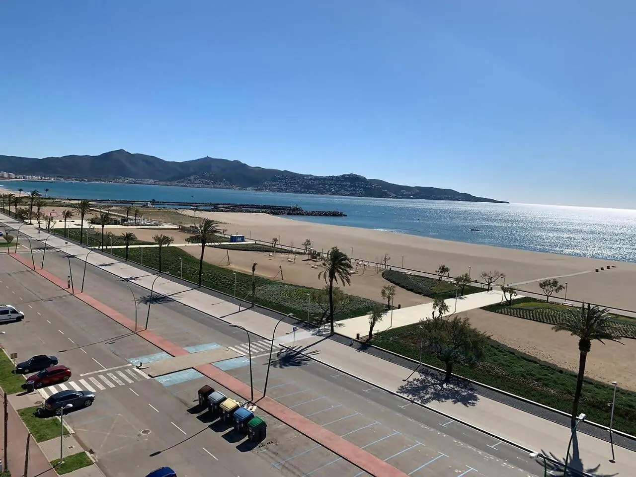 Awaydays Apartamento En La 7A Planta Vista Mar Empuriabrava Spain