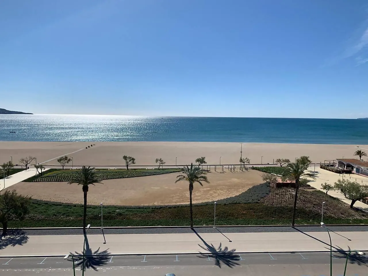 Awaydays Apartamento En La 7A Planta Vista Mar Empuriabrava 0*,  Spain